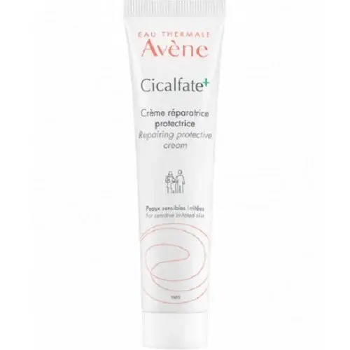 Avene Cicalfate+ est une crème réparatrice qui apaise, répare et assainit les peaux irritées, favorisant la réparation épidermique pour toute la famille.